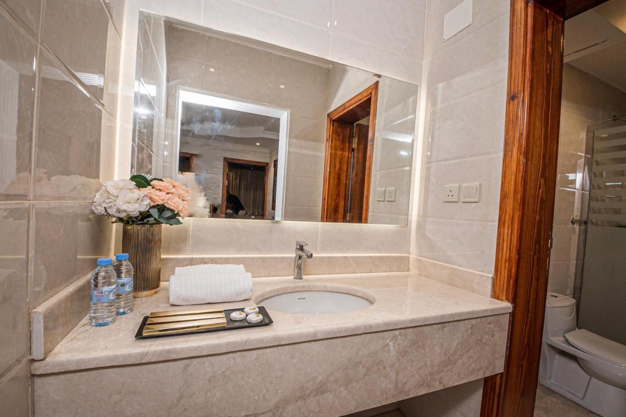 Safwa Taiba Suite اجنحة صفوة طيبه Medina Bagian luar foto