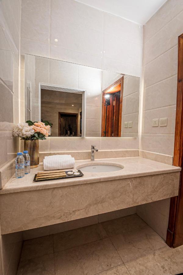 Safwa Taiba Suite اجنحة صفوة طيبه Medina Bagian luar foto